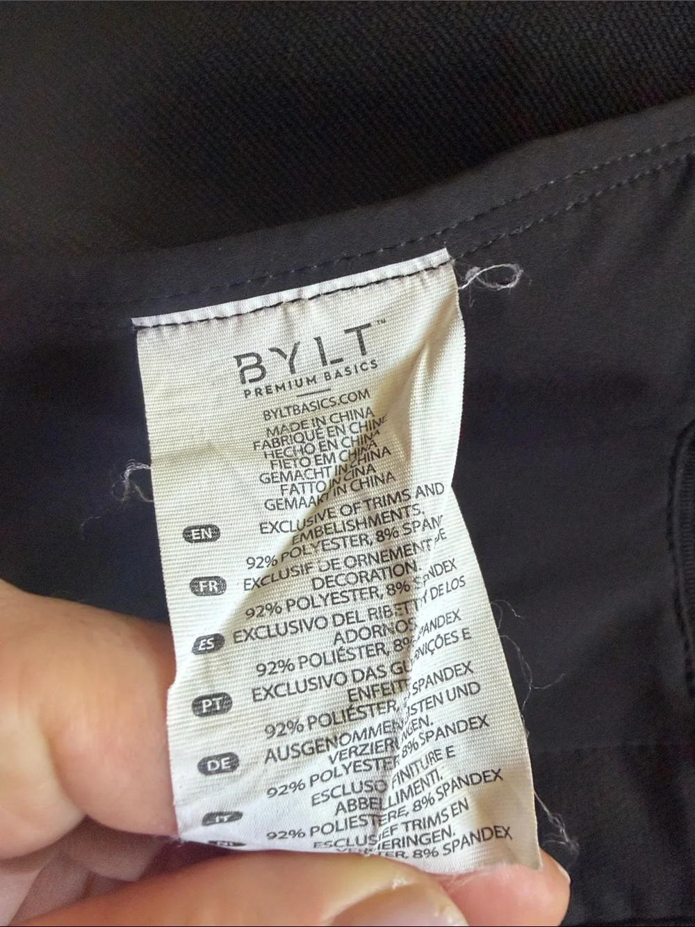 BYLT Basics minimalist black
